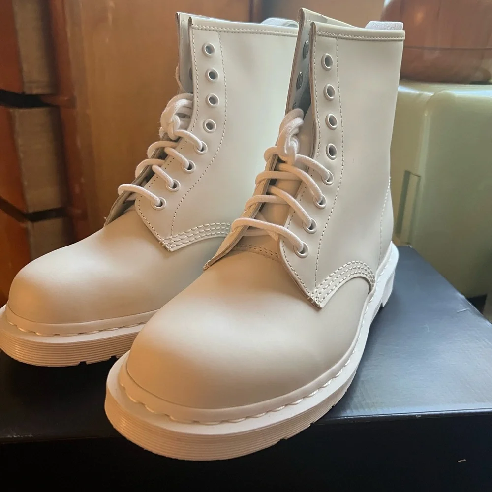 White Doc Martens - Picture 1 of 7